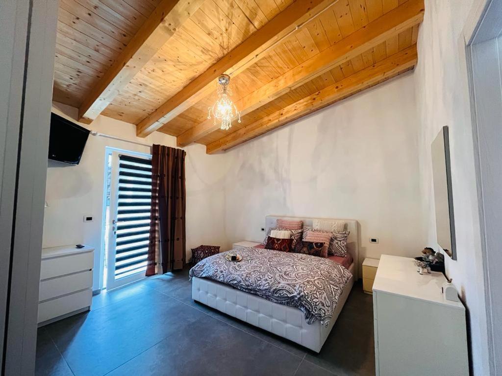 Appartement Casa Feby à Aoste Extérieur photo